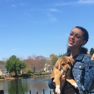 Meet your Posher, Kanija